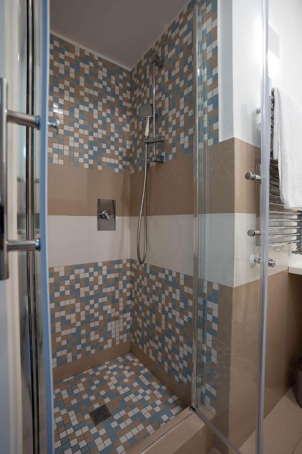 AD MAIORA Boutique Suite Naples Extérieur photo