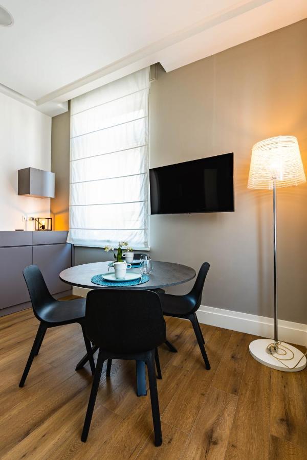 AD MAIORA Boutique Suite Naples Extérieur photo